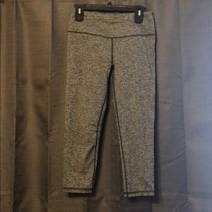 Victoria Secret Sport Mid rise Capris
